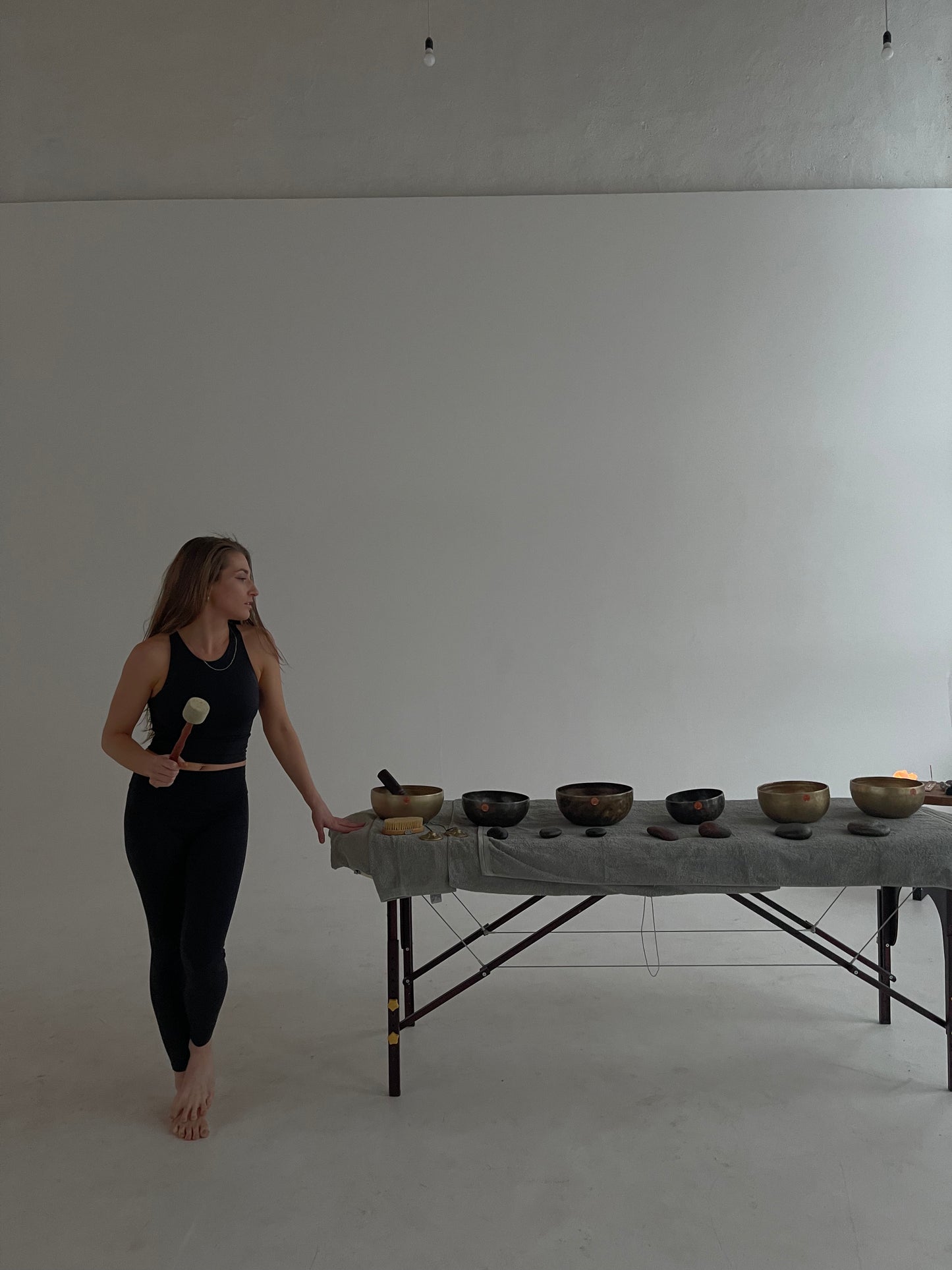 ELĪNA MĪL - Therapeutic Massage Rituals